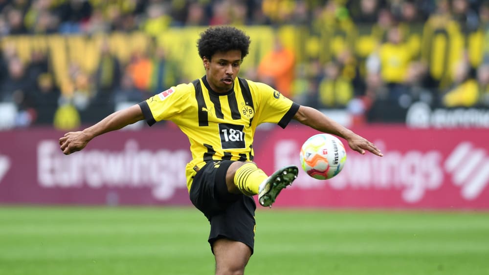 Borussia Dortmund offer Champions League final line up hint in Bundesliga finale