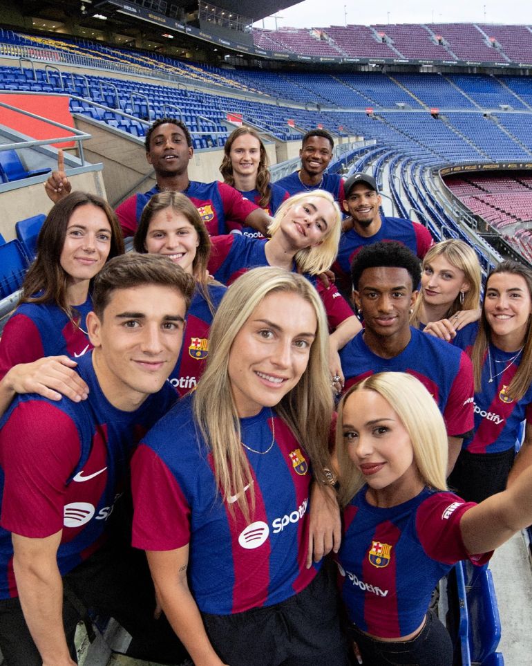 Barcelona launch new home kit for 2023-24 season with surprising detail -  Football España