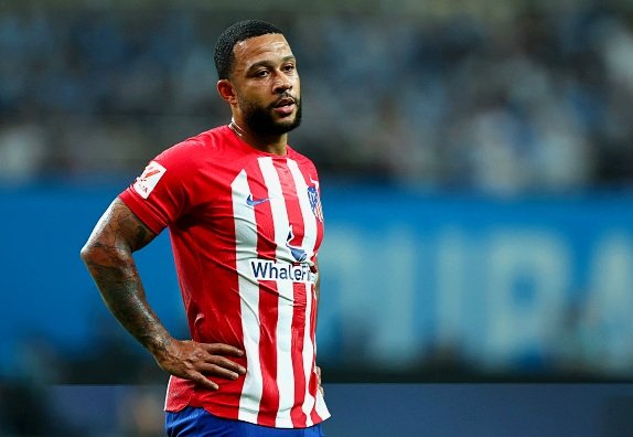 Atletico Madrid’s Memphis Depay responds to ball girl tweet at tennis open – ‘Let a single man shoot his shot’