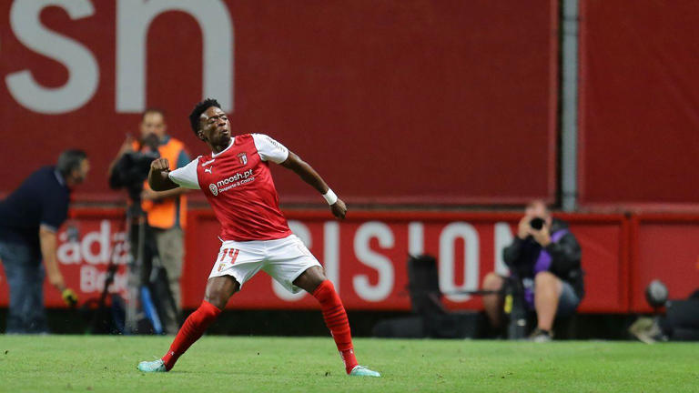 Arsenal and Chelsea given boost in Nico Williams pursuit as Athletic Club eye up replacement