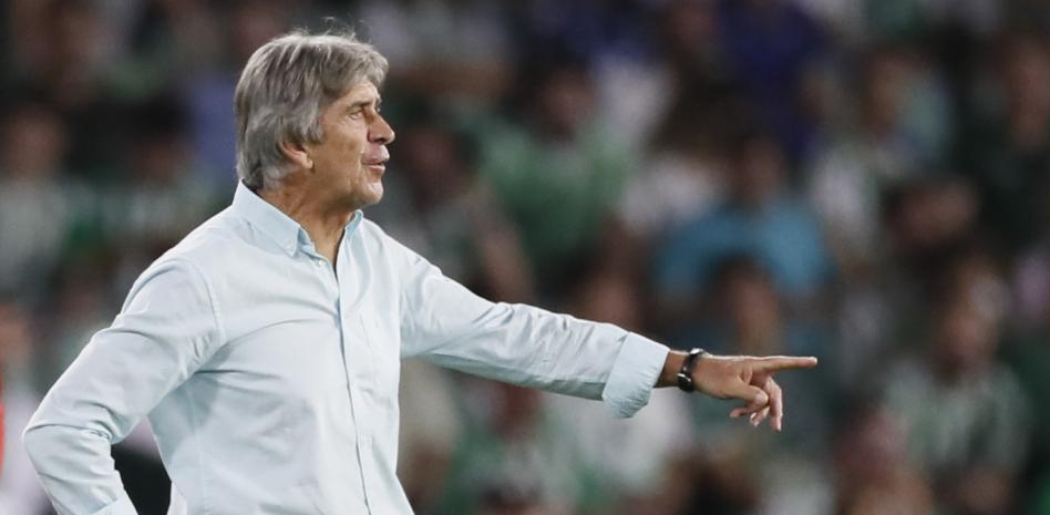 Real Betis assure Manuel Pellegrini future is safe again