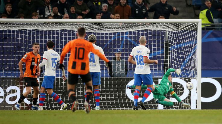 Shakhtar agree to play Champions League games in Hamburg's stadium