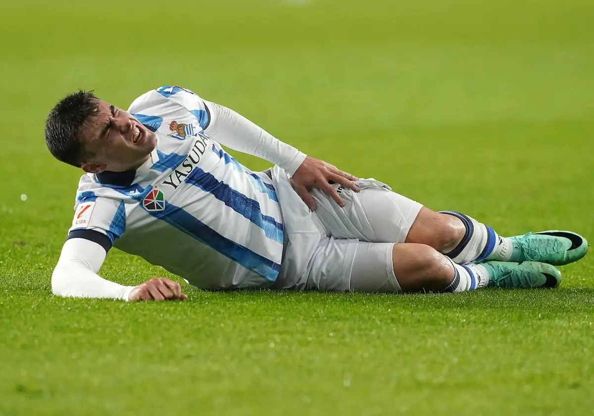 Real Sociedad tie down impressive 22-year-old forward to new six-year deal