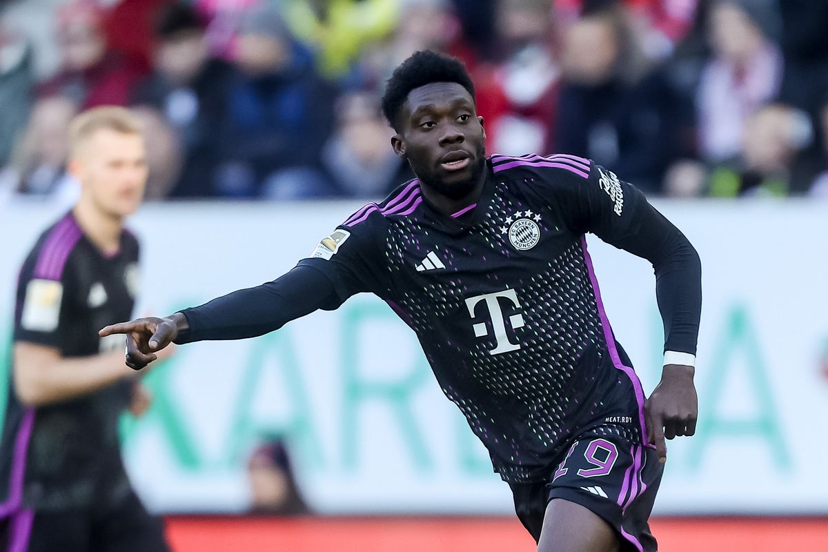 Bayern Munich had reached agreement with Alphonso Davies on new deal – uncertain now