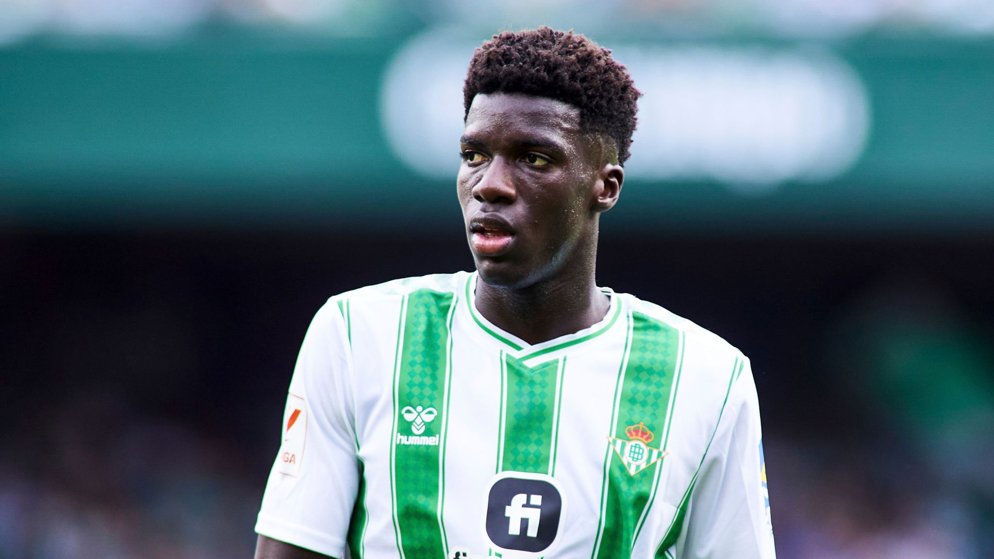 Real Betis starlet “very open” to leaving this summer amid interest from Brighton and Brentford