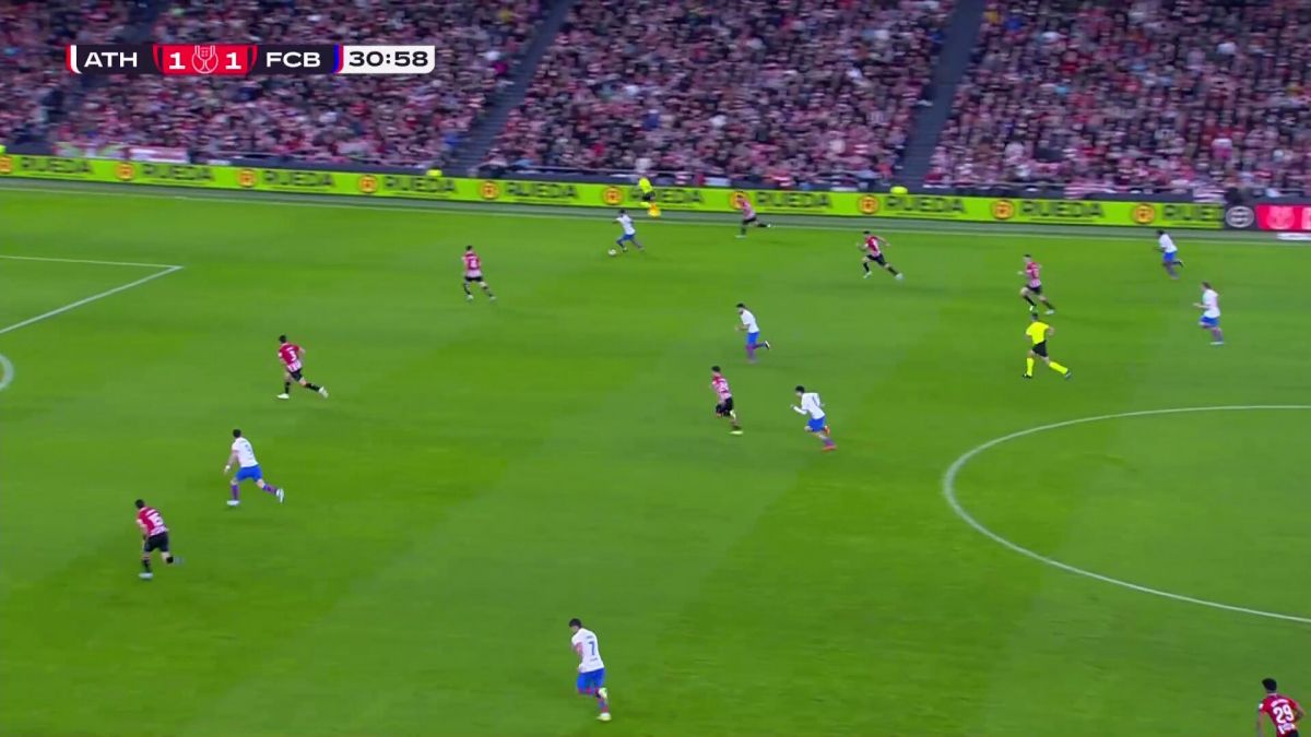 WATCH: Stunning strike from Lamine Yamal sees Barcelona complete