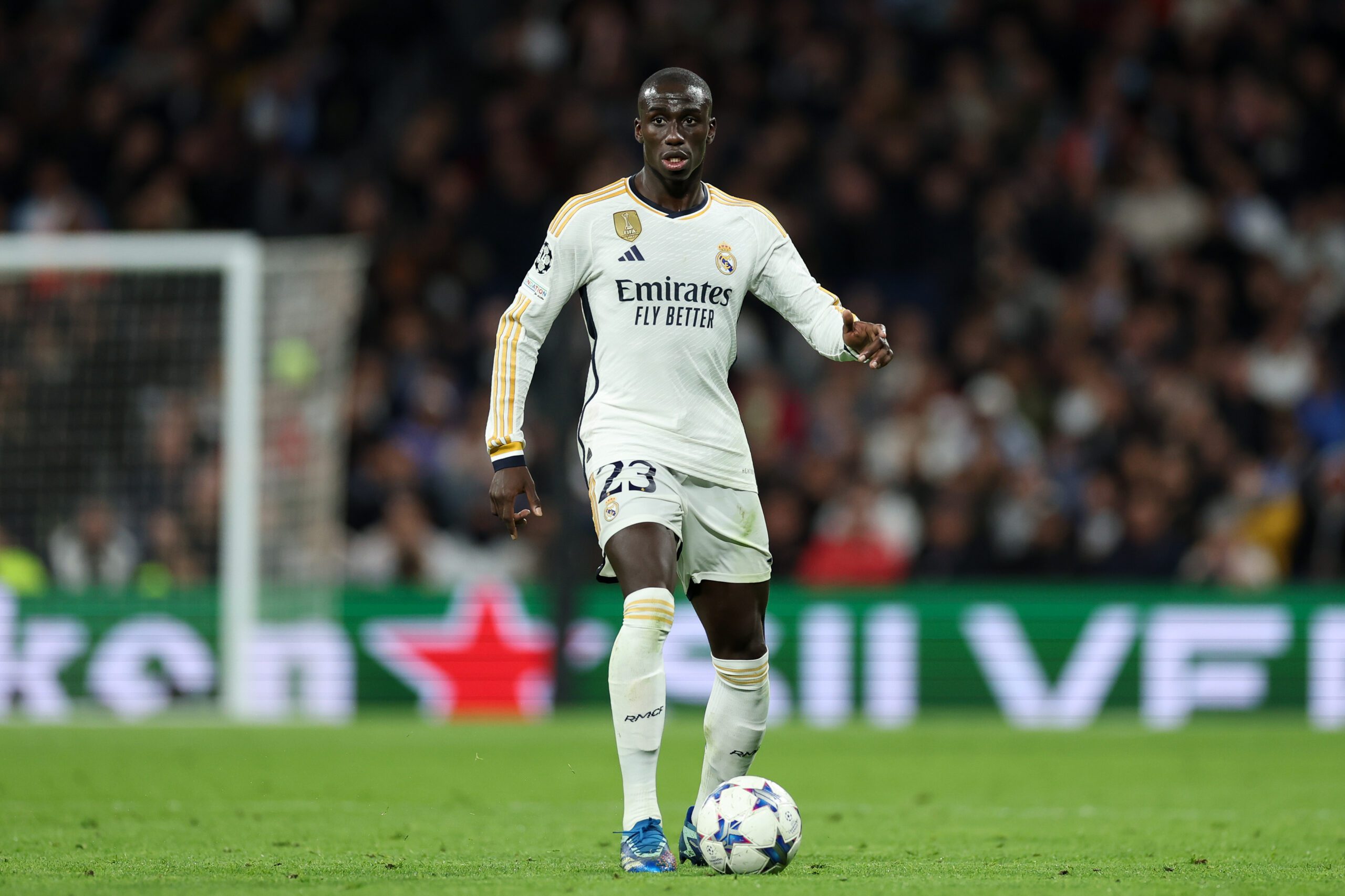 Real Madrid prepare contract offer for defensive star