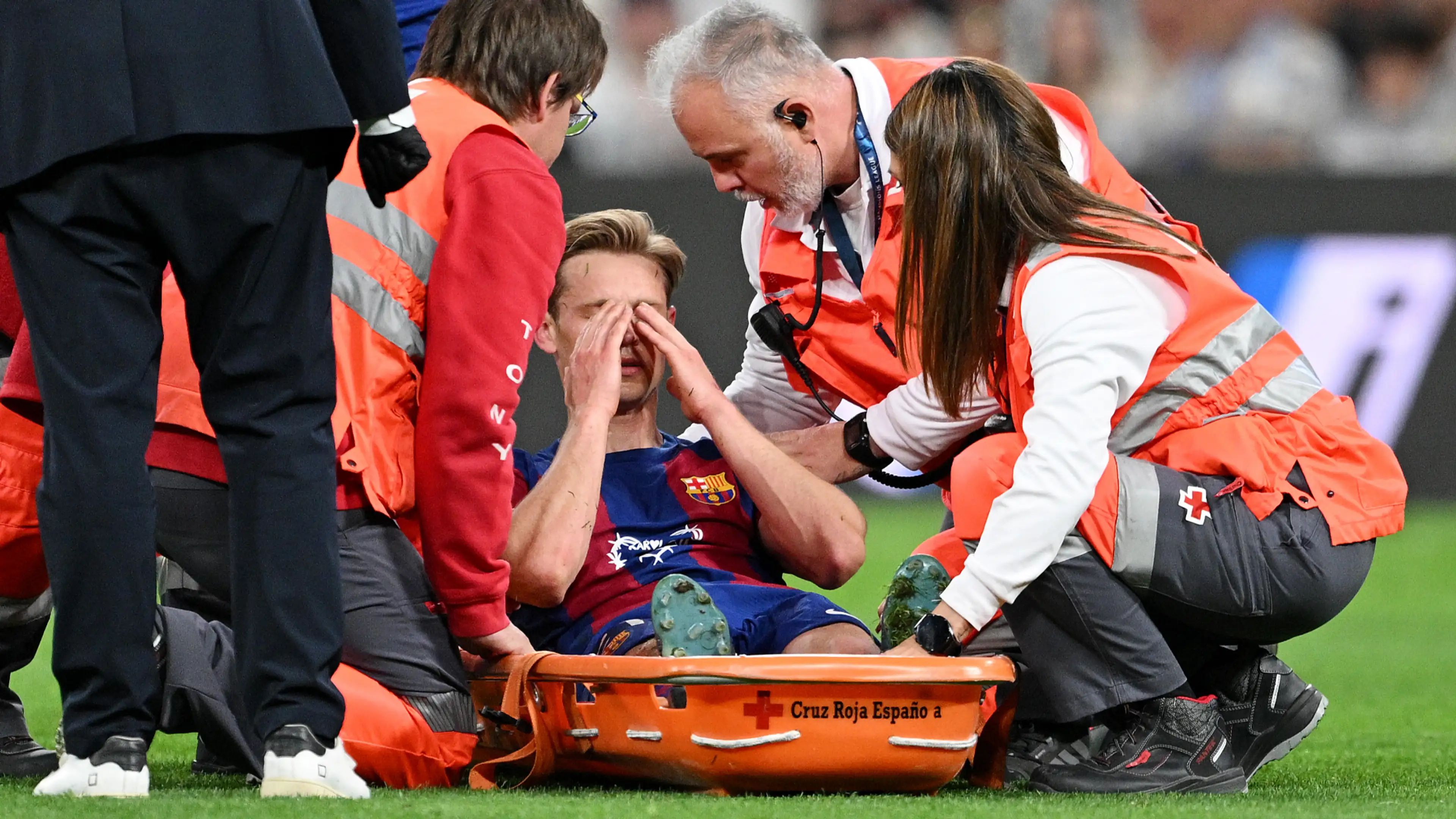 Barcelona star out for remainder of season after El Clasico injury