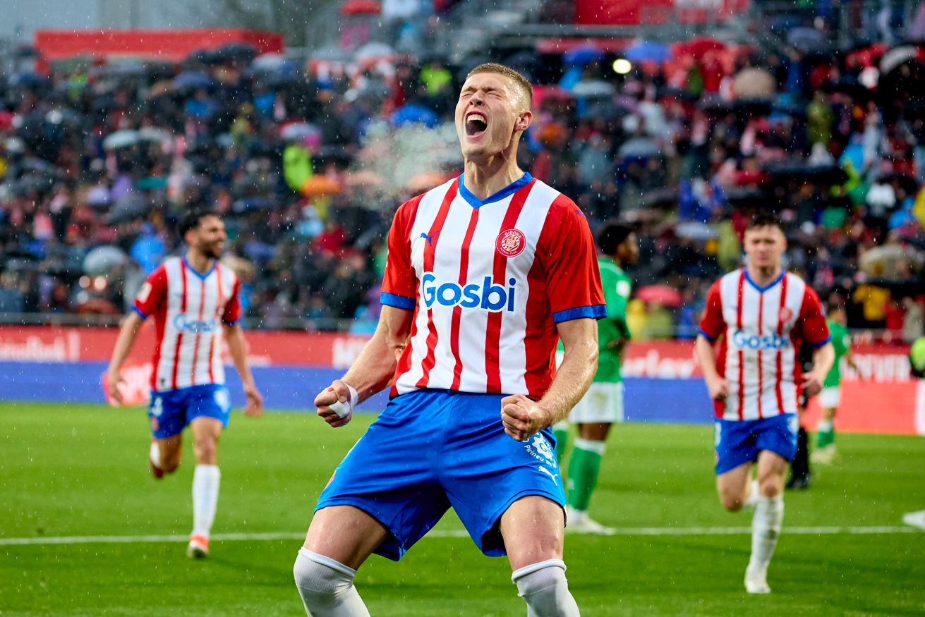 Atletico Madrid leading the race to sign star with 35-G/A last season