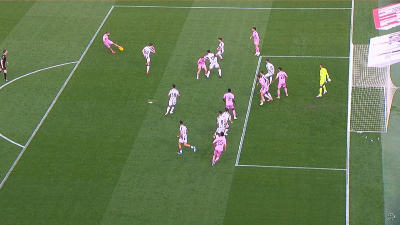 La Liga officiating body recognise mistakes when drawing lines for offside calls