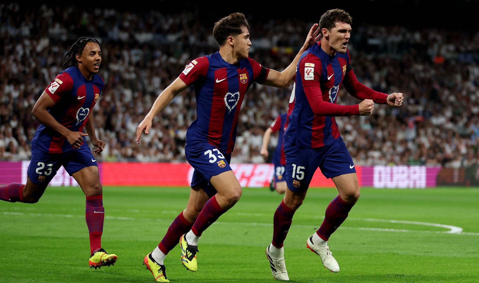 (WATCH) Barcelona storm into El Clasico lead at Real Madrid