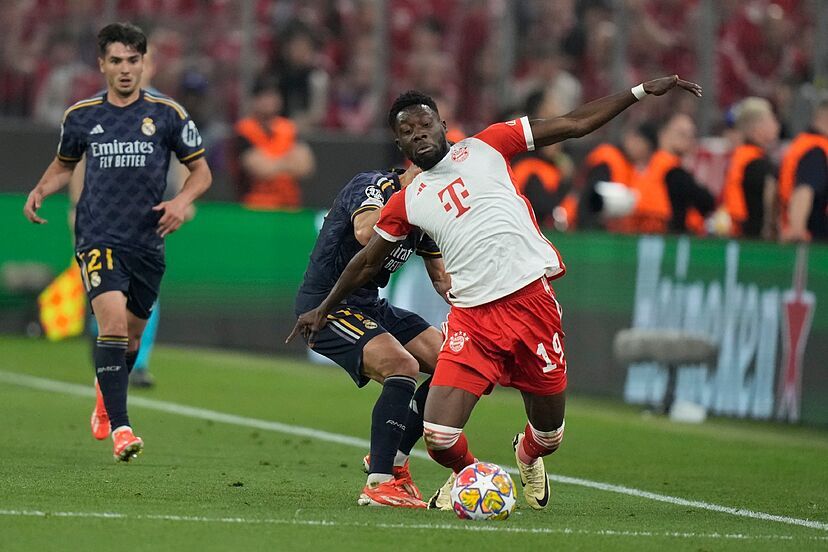 Alphonso Davies prepared to stay at Bayern Munich, disappointed by Real Madrid’s efforts to sign him
