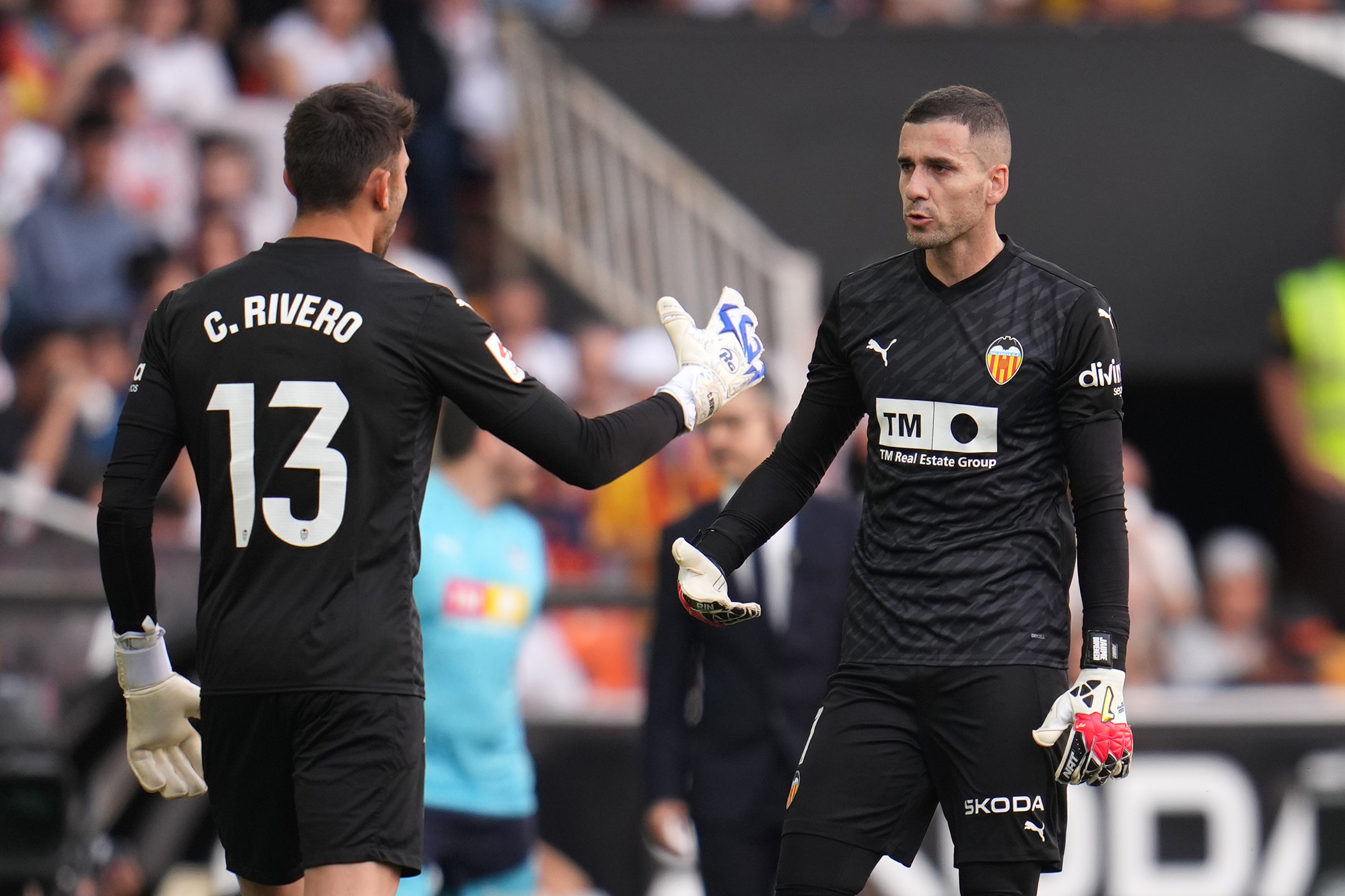Valencia goalkeeper out for 4-5 months after suffering serious injury in first La Liga start in two years