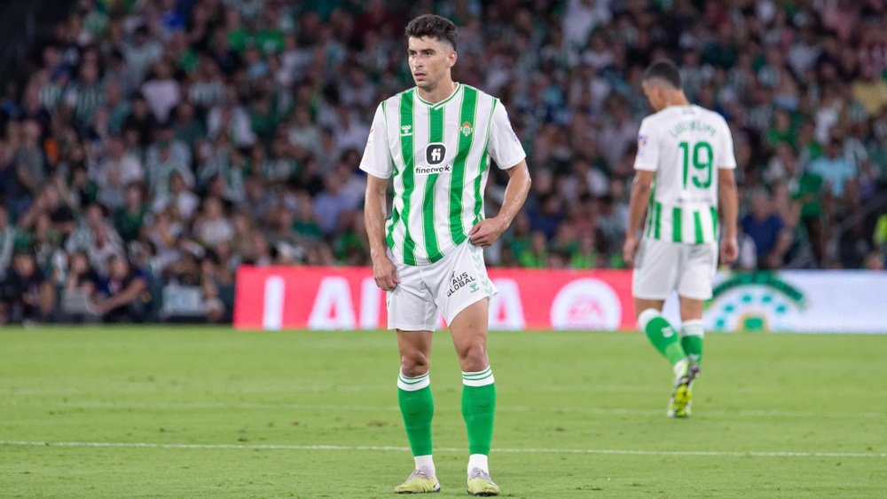 Real Betis transfer update: Marc Roca, William Carvalho and two defenders on the way?