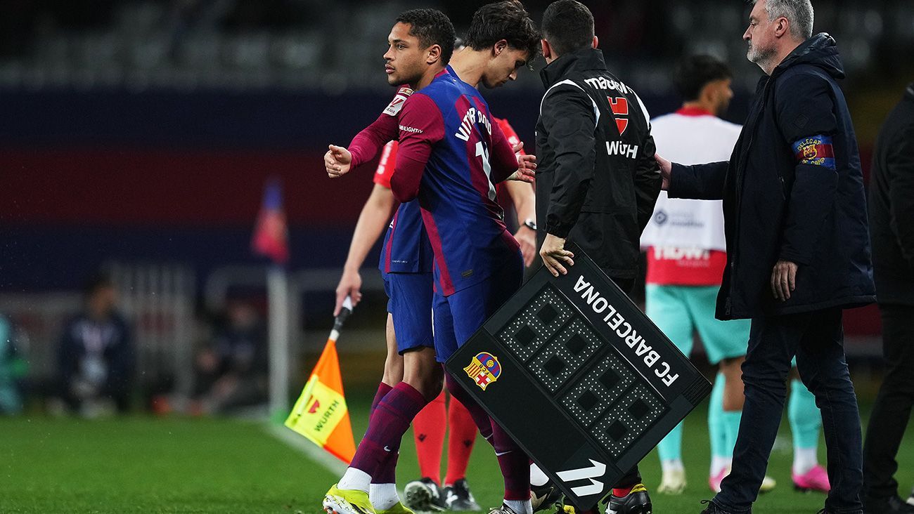 Xavi Hernandez stance on Barcelona starlet Vitor Roque unmoved after agent declarations
