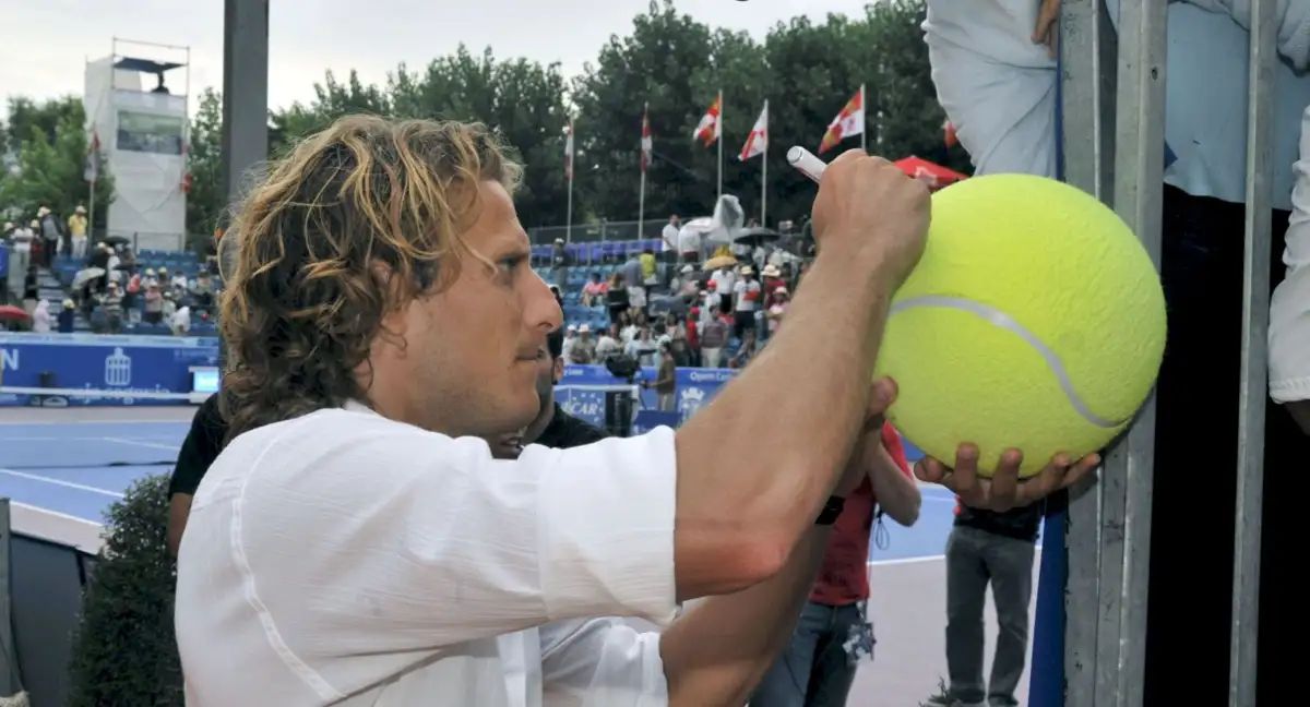 Former Manchester United star to make professional tennis debut at the age of 45 – Football España