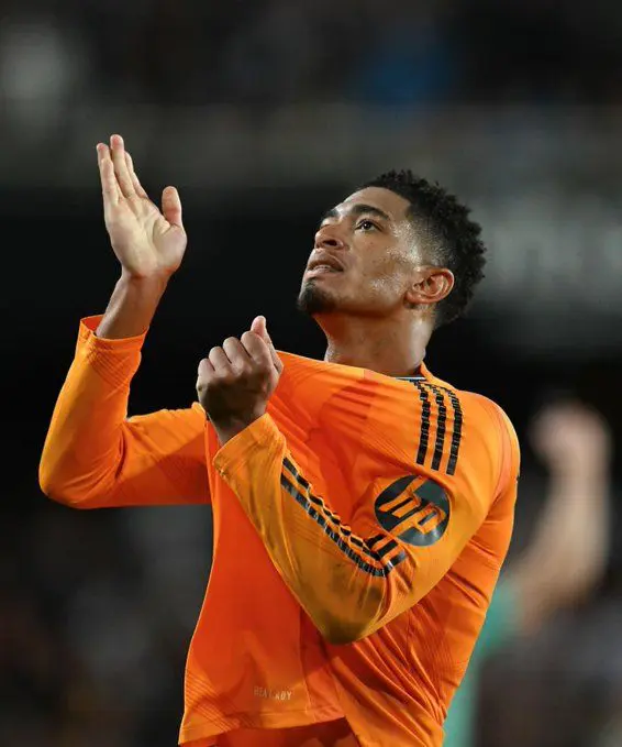 値下げ交渉可】正規品REAL MADRID BELLINGHAM 5番ジャージ 値下げ交渉