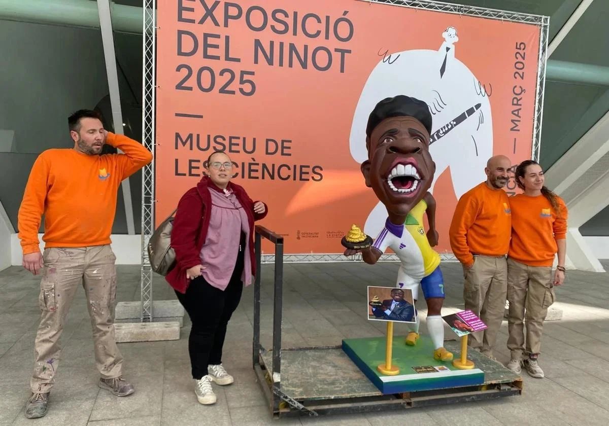 Vinicius Ninot in Valencia