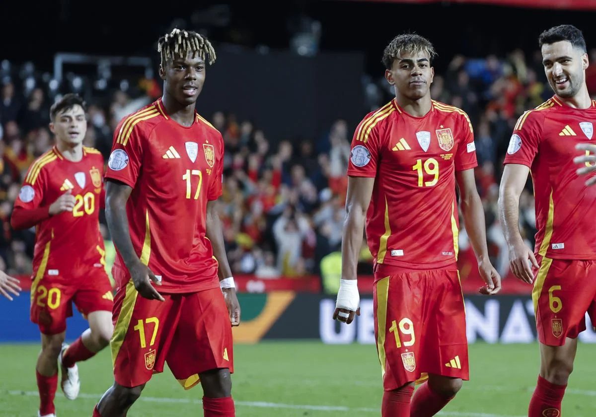 Lamine Yamal celebrates against the Netherlands