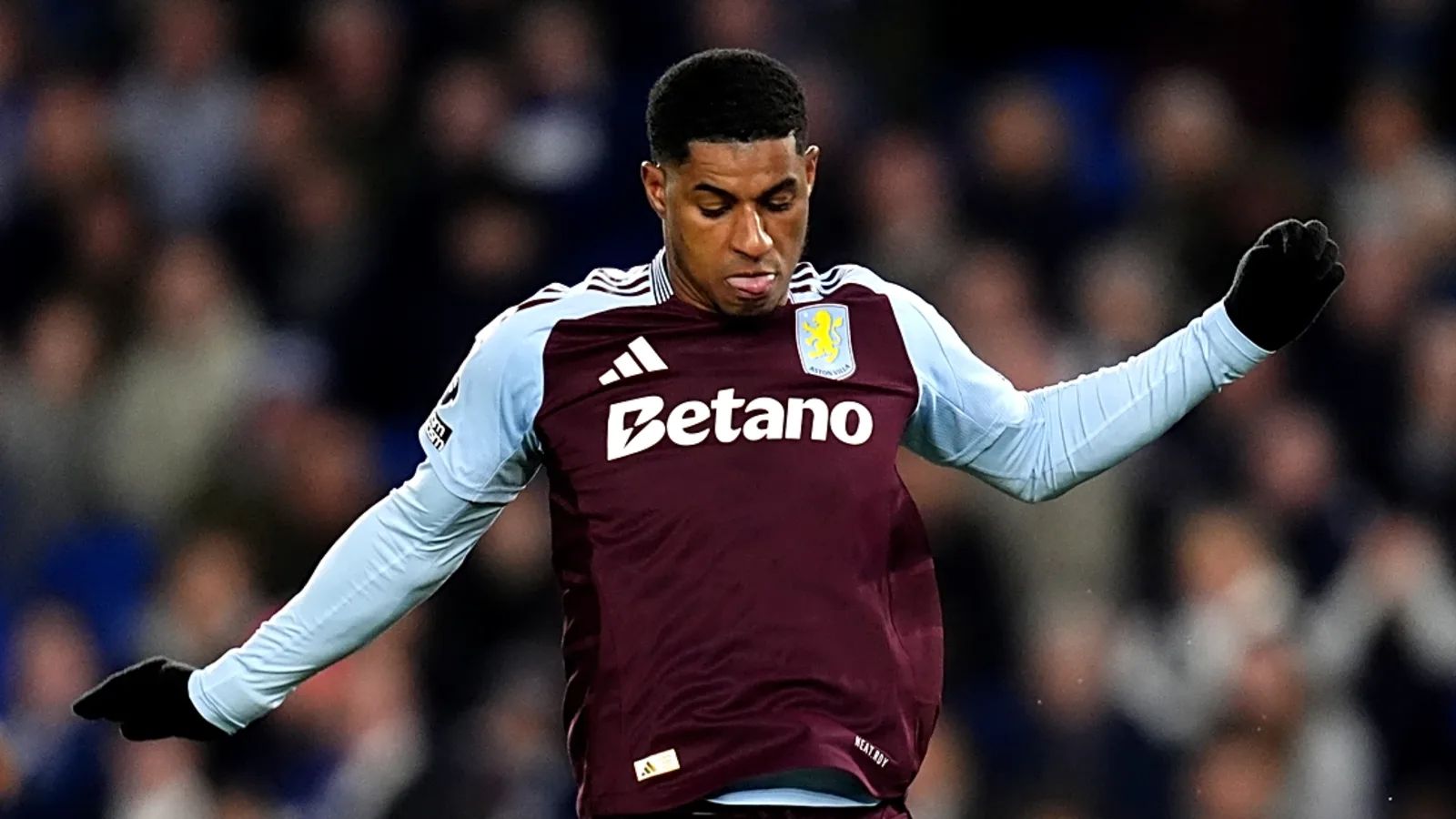 Barcelona Director of Football Deco holds meeting with agent of Marcus Rashford