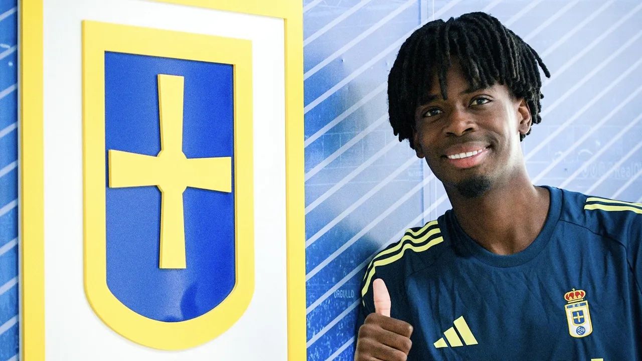 Ejaria has signed the Ovedo.