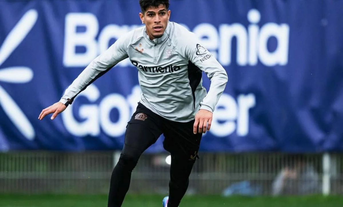 Real Madrid offered €50m-rated central defender amid Ibrahima Konate links