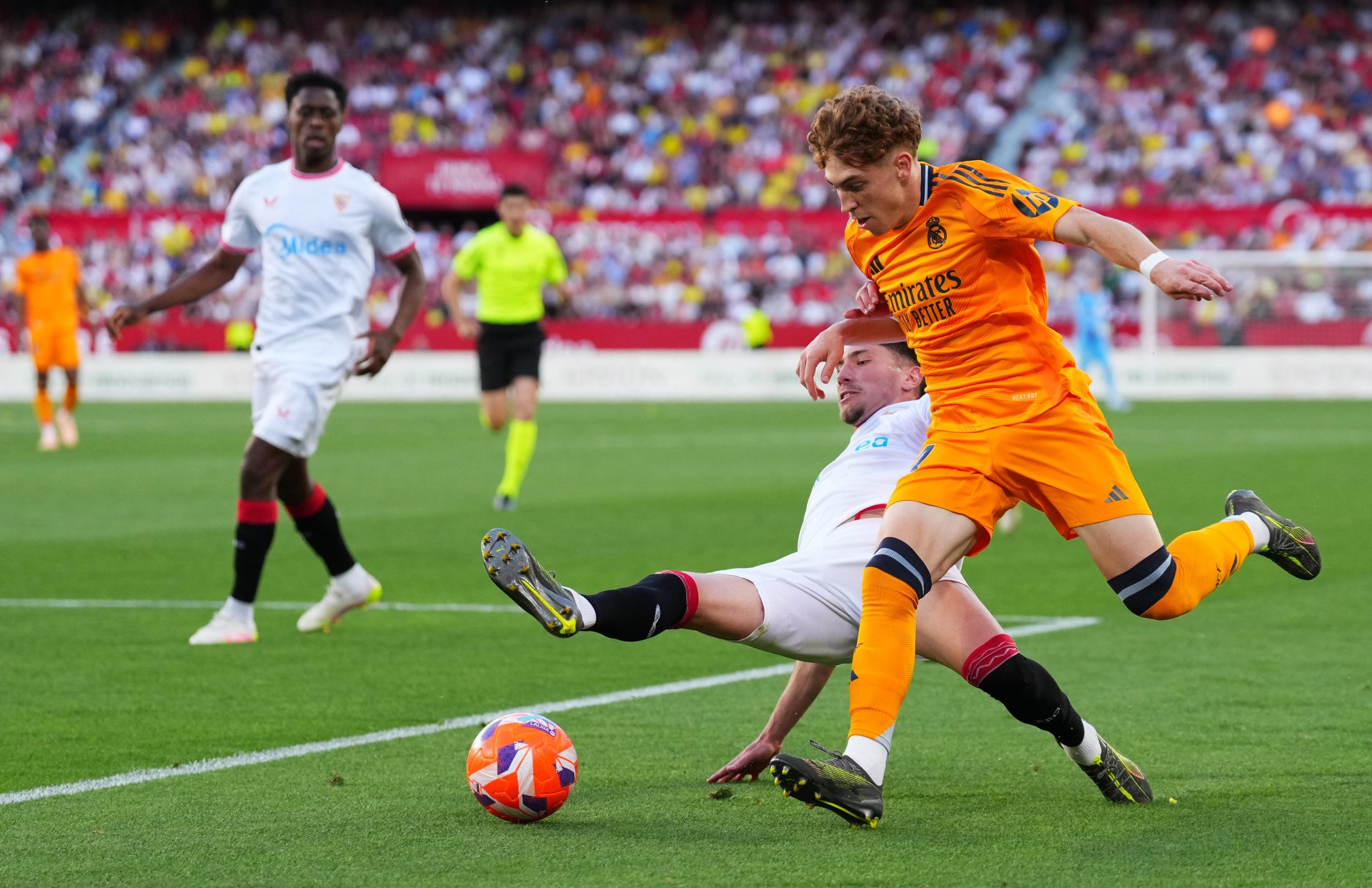 Real Madrid agree €6m deal for 21-year-old attacker