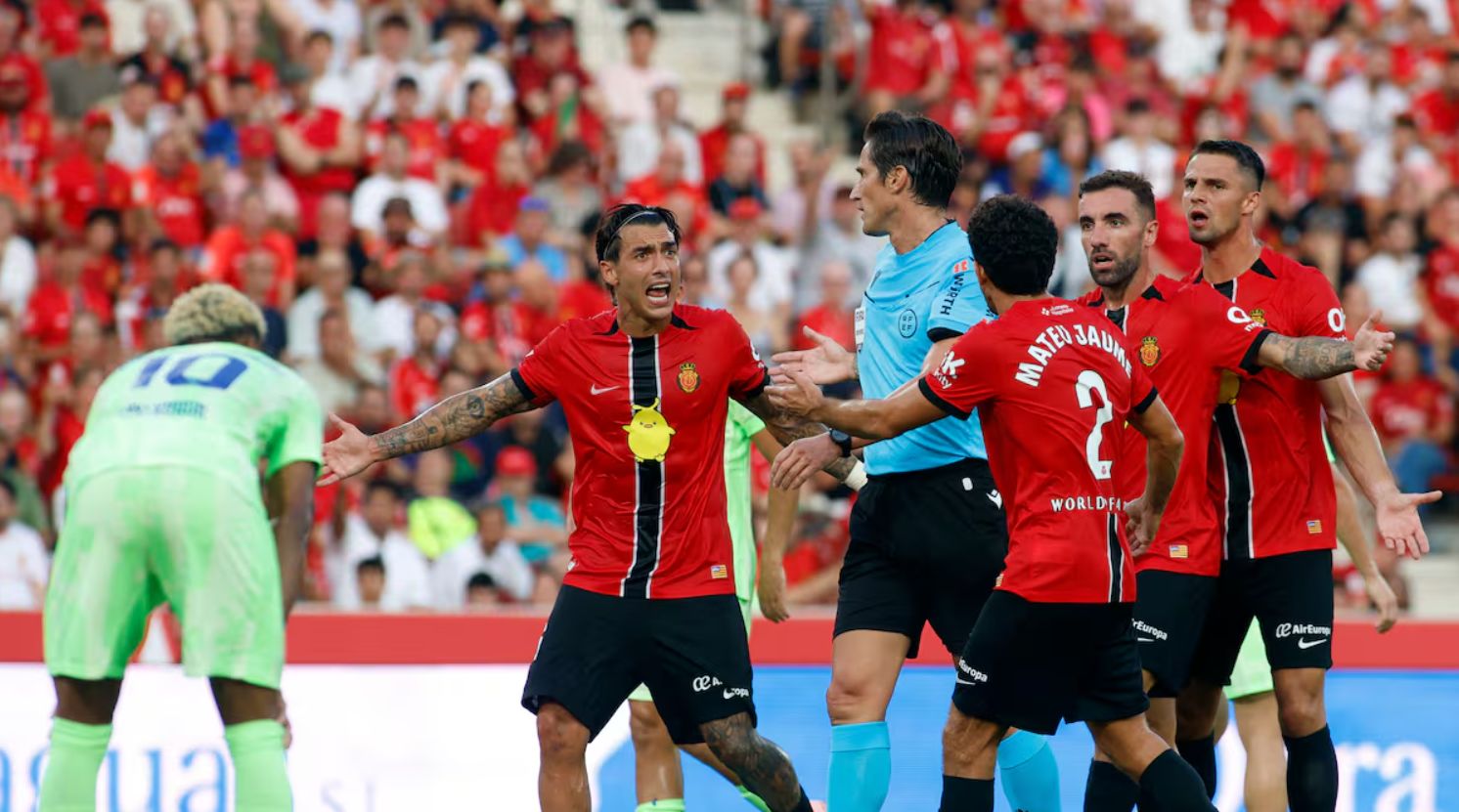 Mallorca also agreed to the referee against Barcelona.