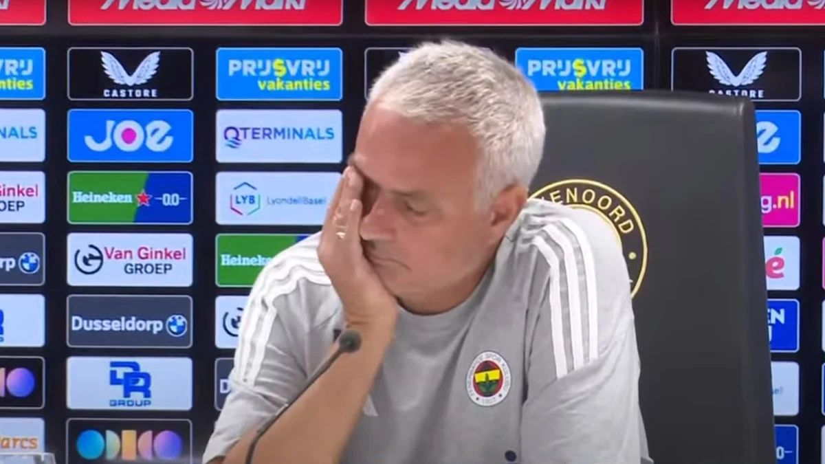 VIDEO:  Ex-Real Madrid manager Jose Mourinho moved to tears in press conference