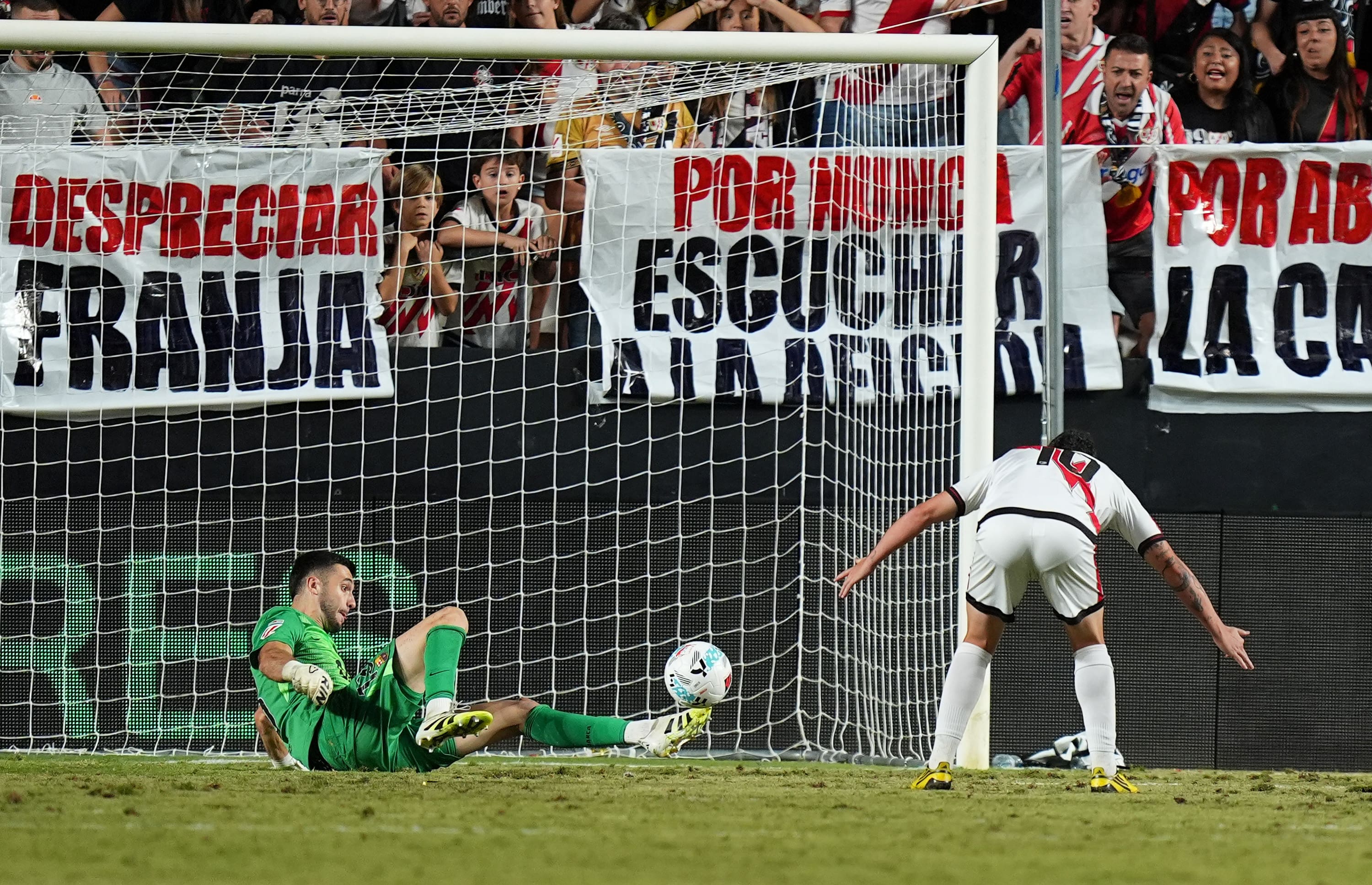 Espanyol take measures to protect Barcelona star ahead of derby clash