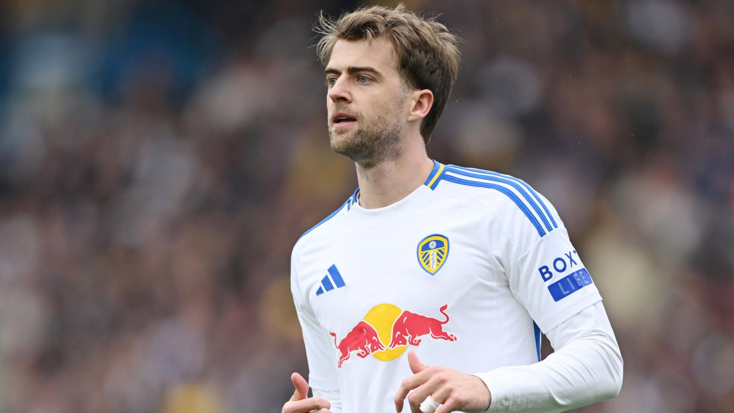 Former Leeds United striker closing in on free transfer to La Liga