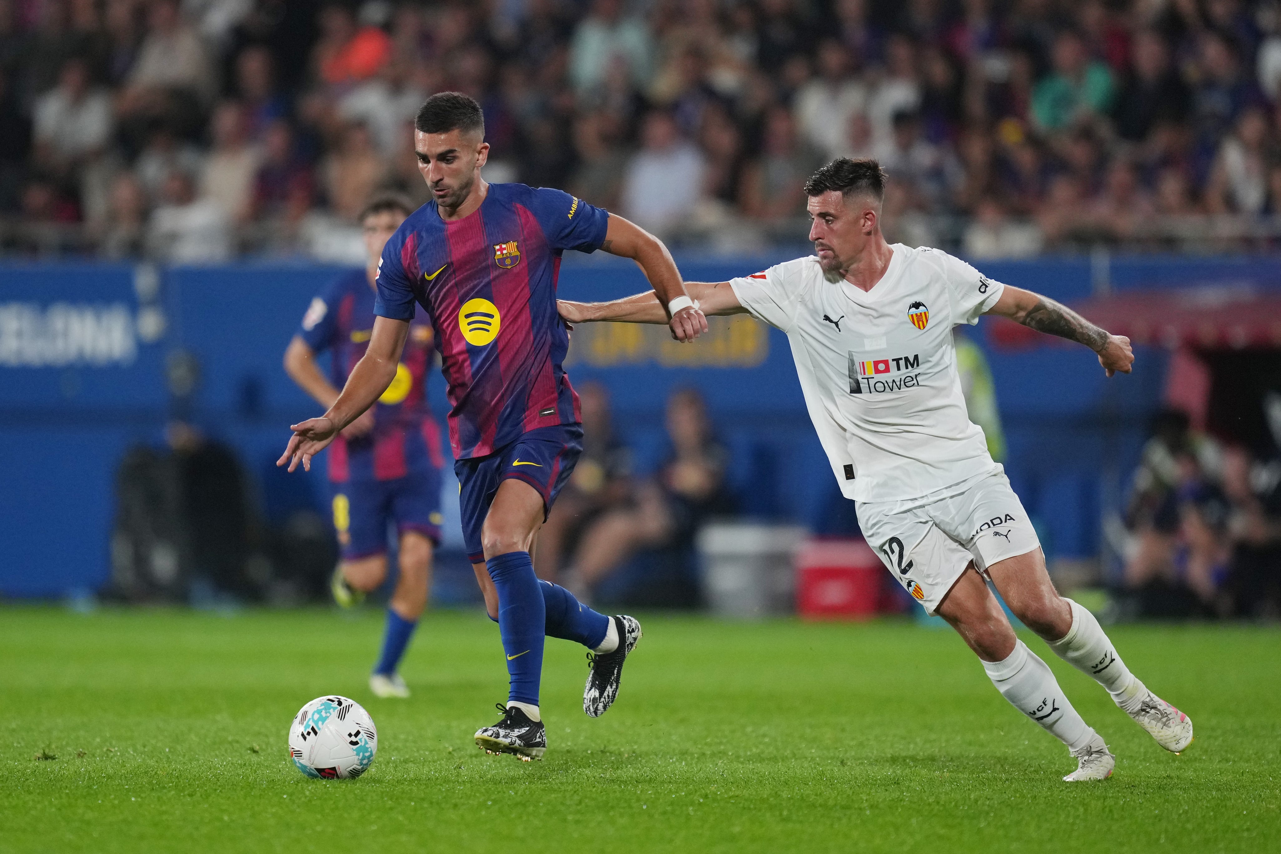 Barcelona woes continue as forward suffers muscle injury on international duty