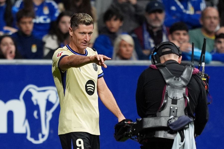 Player Ratings Raphinha And Lewandowski Dismantle Valencia