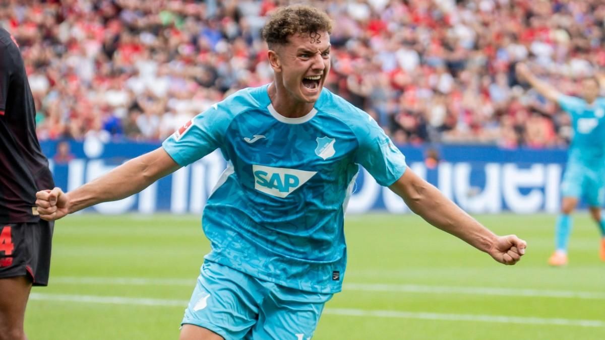 Barcelona scouting 23-year-old breakout Bundesliga forward