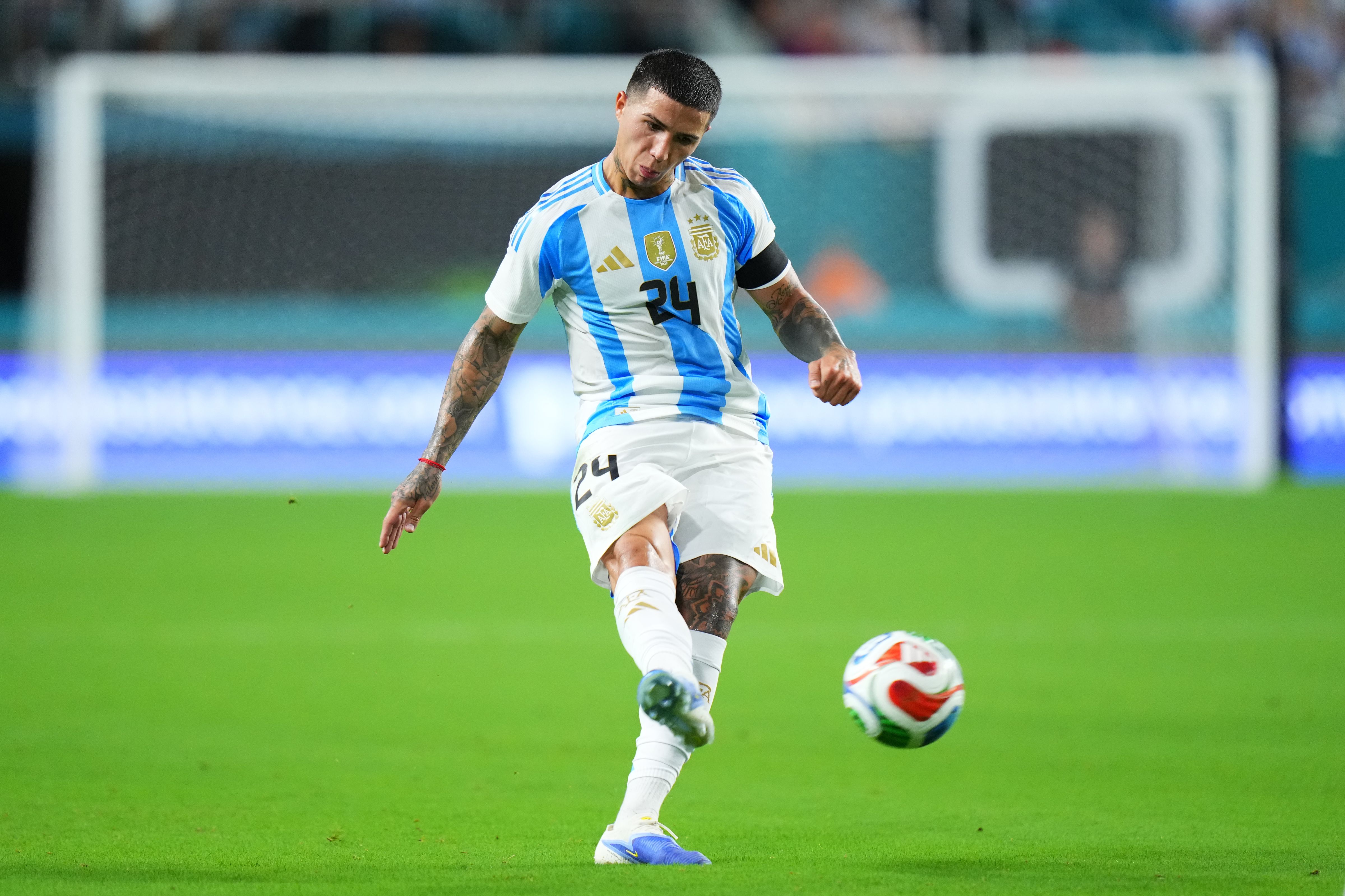 Enzo Fernandez shoots during the International Friendly between Argentina and Venezuela