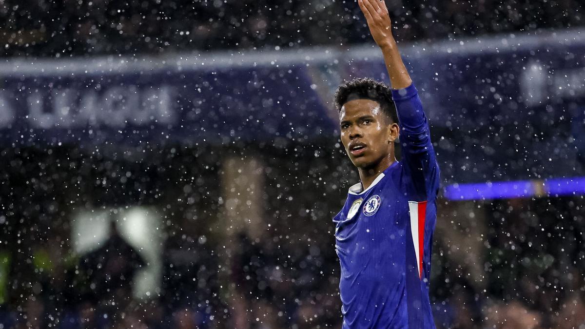 Agent on Chelsea star: ‘Estevao has a special place in his heart for Barcelona’