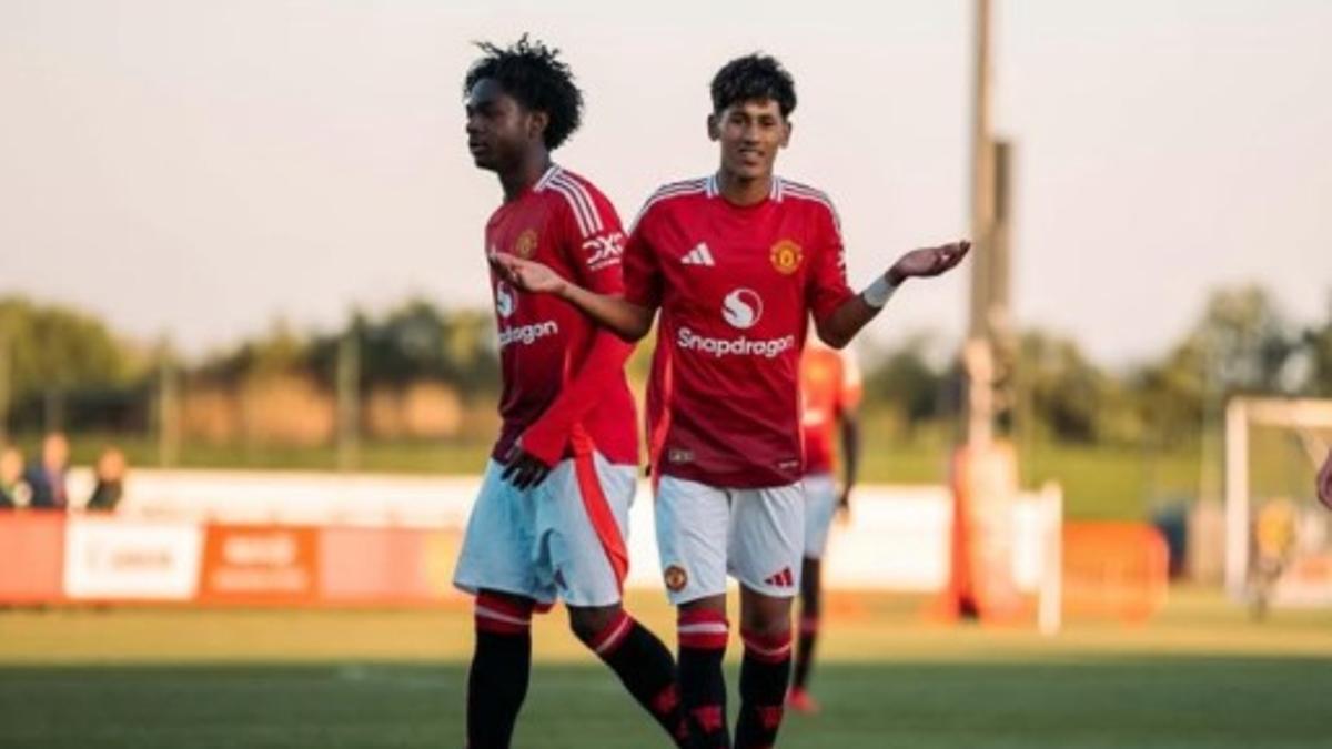 Barcelona pursuing 15-year-old Manchester United wonderkid who could make senior debut