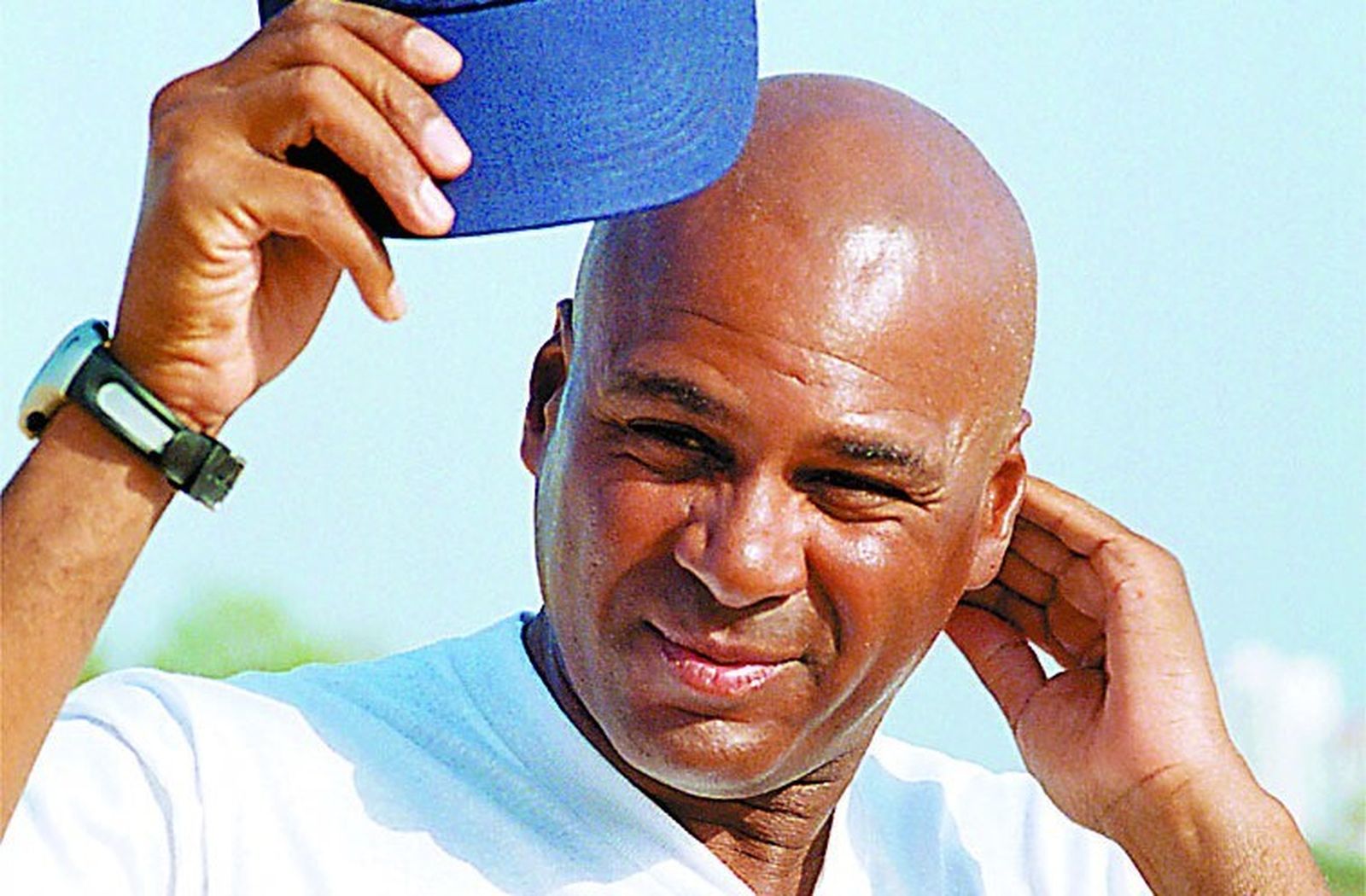 Pintinho during his time at Cadiz.