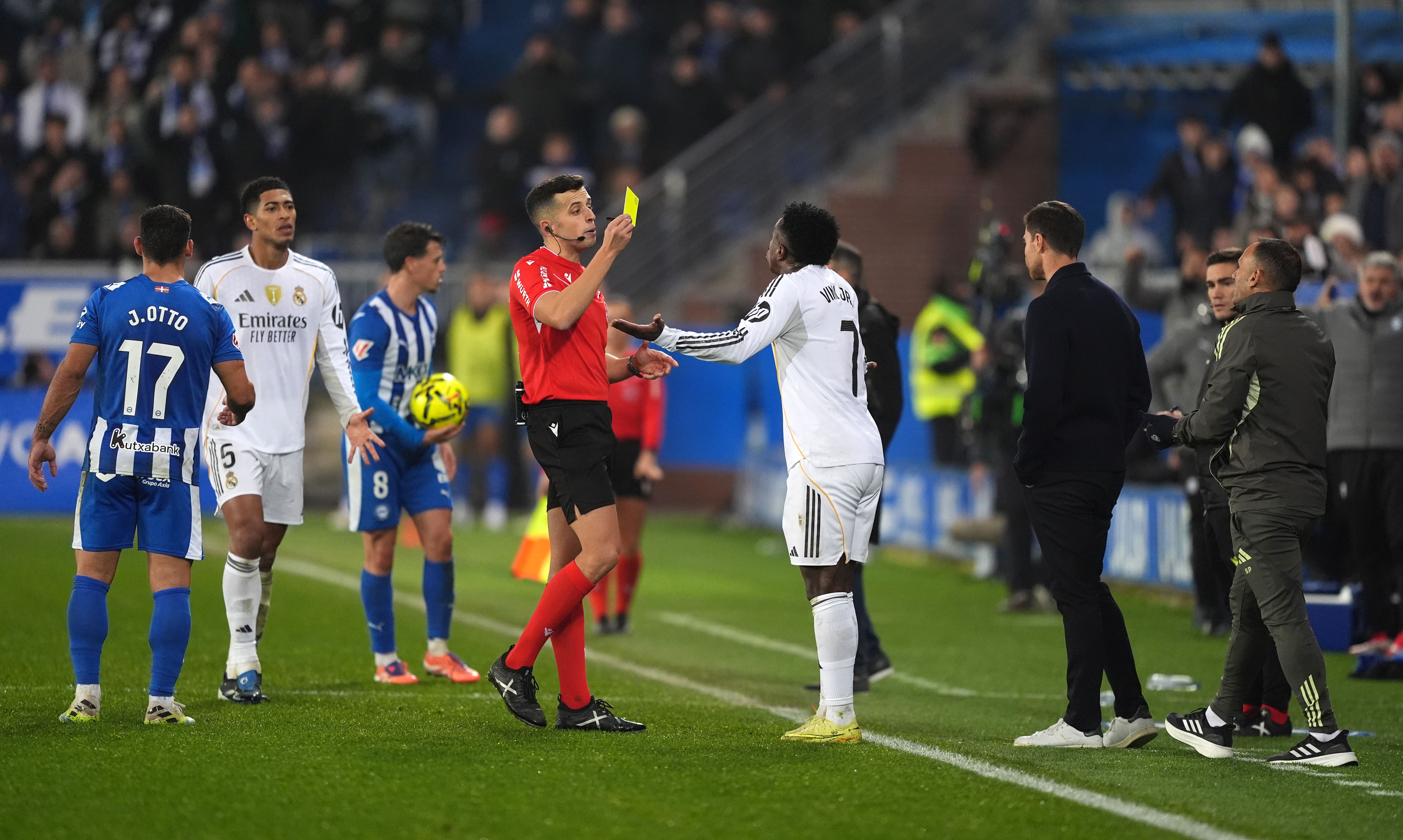 Vinicius Junior slams non-penalty decision against Alaves – “He doesn’t whistle because it’s me”