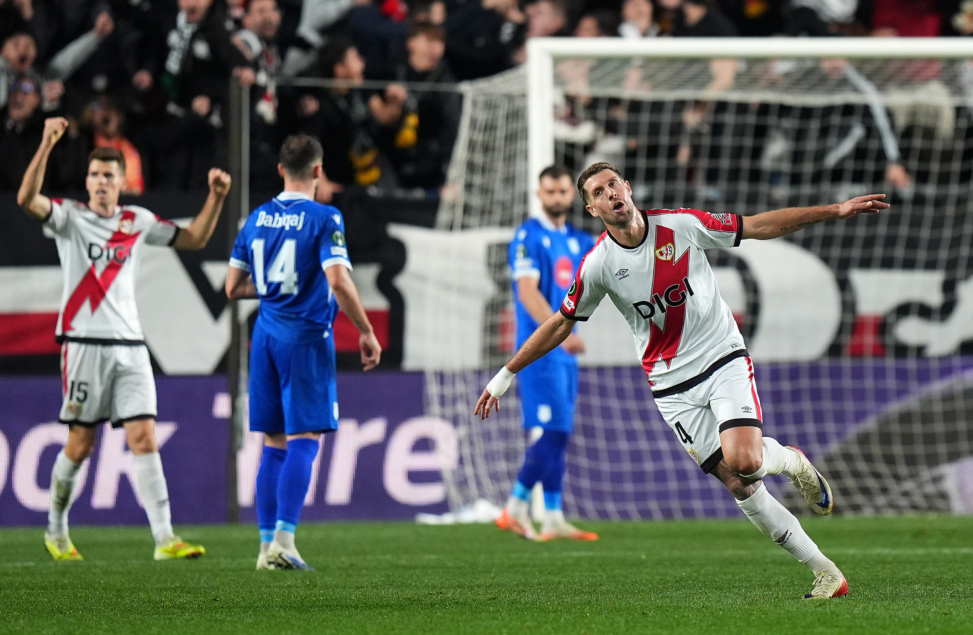 Rayo Vallecano se qualifie pour les huitièmes de finale de l’UEFA Conference League