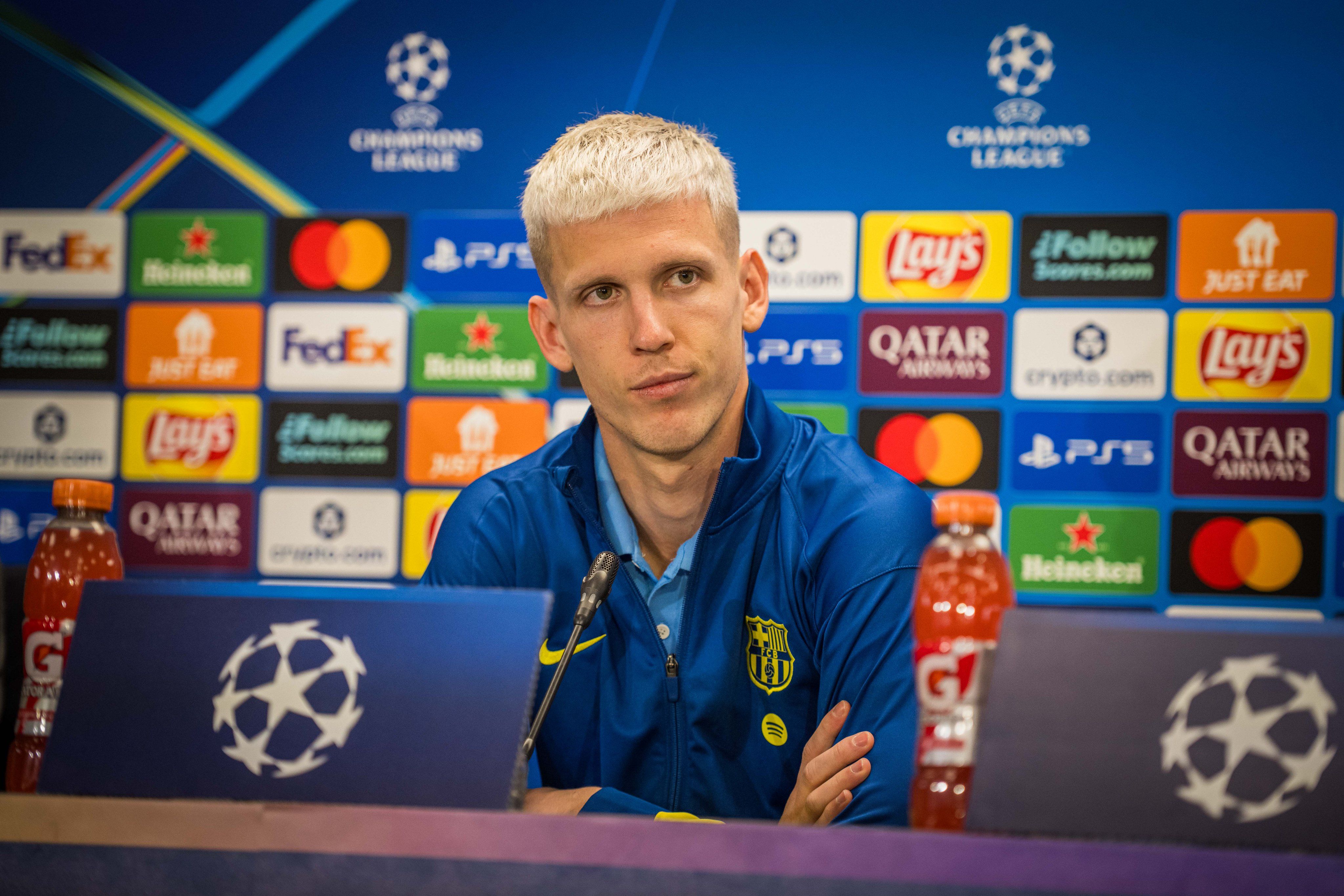 Dani Olmo in his press conference.