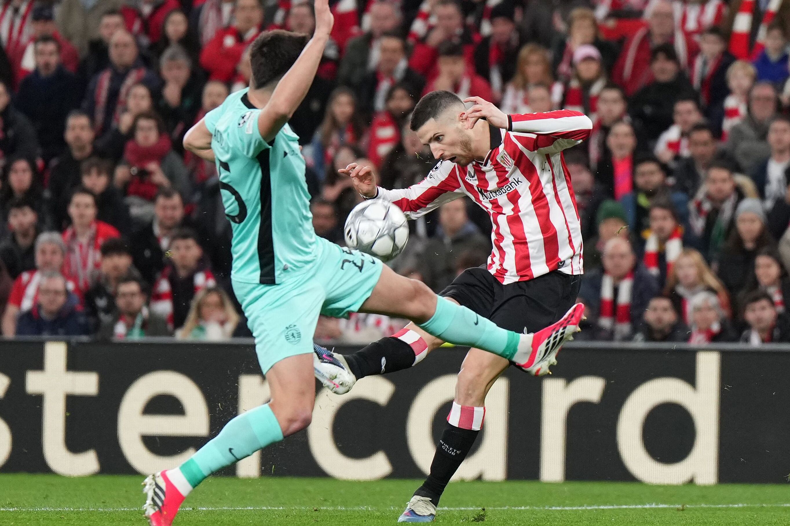 Sancet gives Athletic Club the lead.