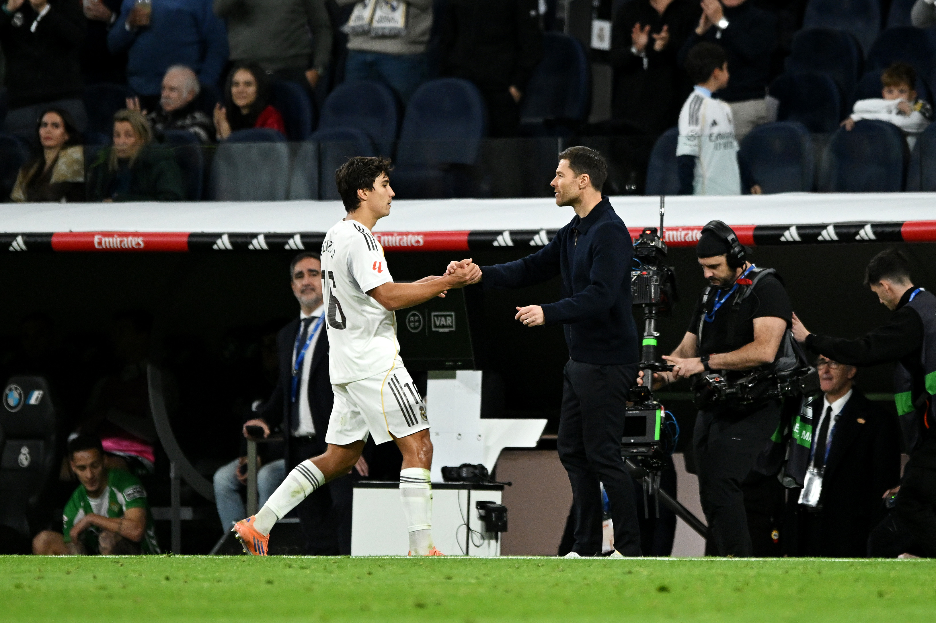 Xabi Alonso heaps praise on Real Madrid hattrick hero Gonzalo Garcia