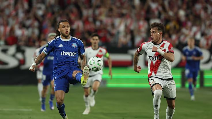 Bruised Strasbourg leave Vallecas with Rayo Vallecano leading semi-final