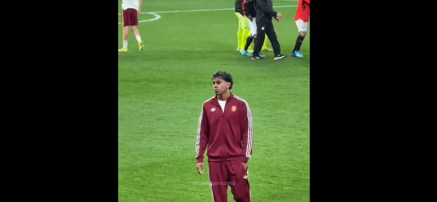 VIDEO: Lamine Yamal skips Spain lap of honour after Islamophobic chants