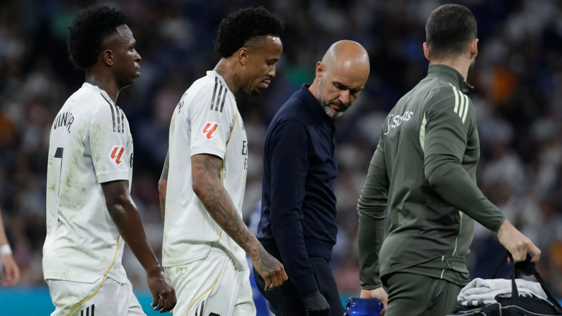 Real Madrid receive first update after Eder Militao limps off against Alaves
