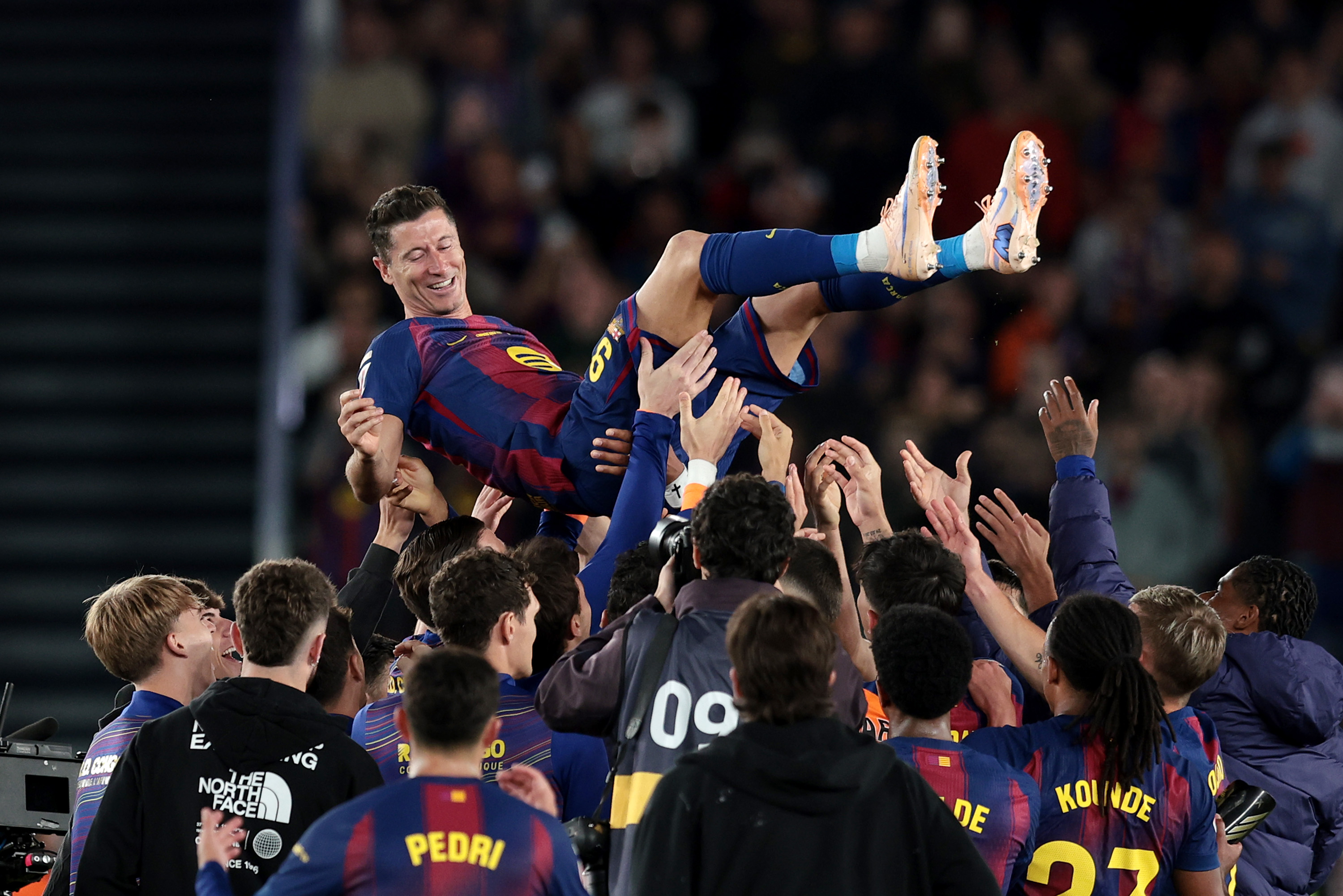 Barcelona make La Liga history in Robert Lewandowski’s final Spotify Camp Nou appearance