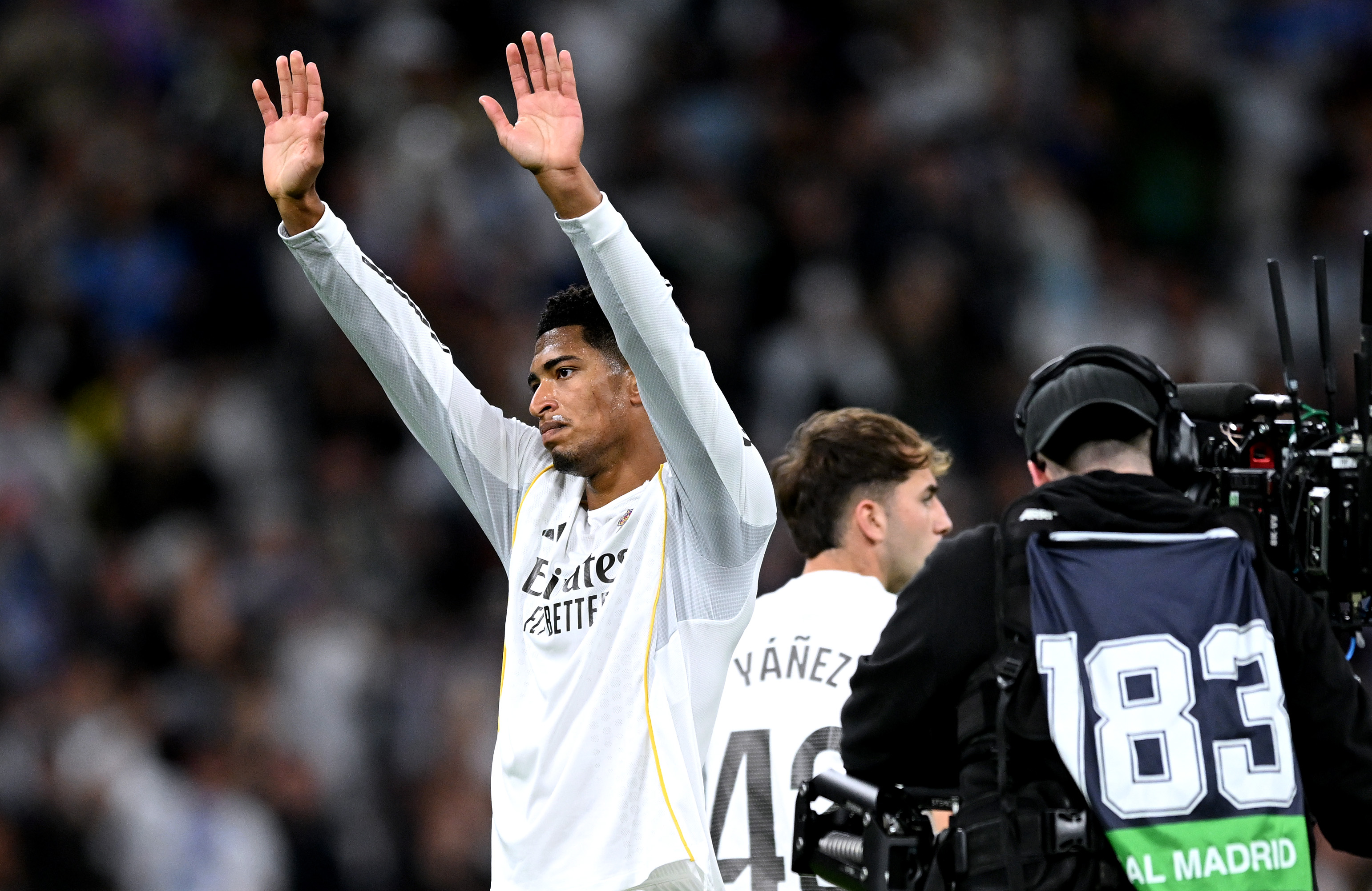 Real Madrid overcome Bernabeu boos to see off Real Oviedo